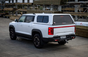 Crown Canopy on BYD Shark 6 NZ