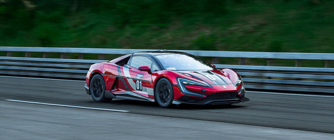 BYD Yangwang U9 Track Edition on racing track setting new EV speed record 2025