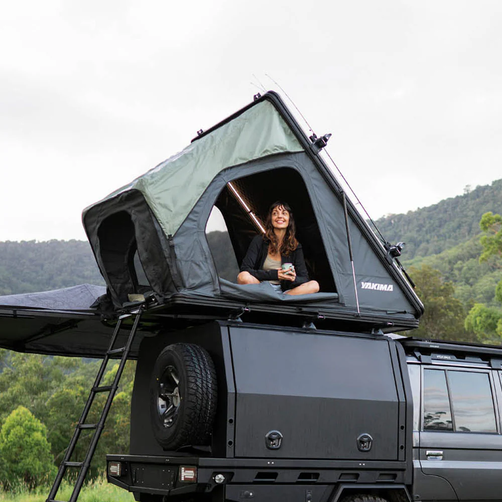 Yakima SkyPeak HD Premium Hardshell rooftop tent