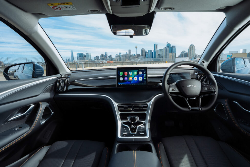 BYD Sealion 5 interior