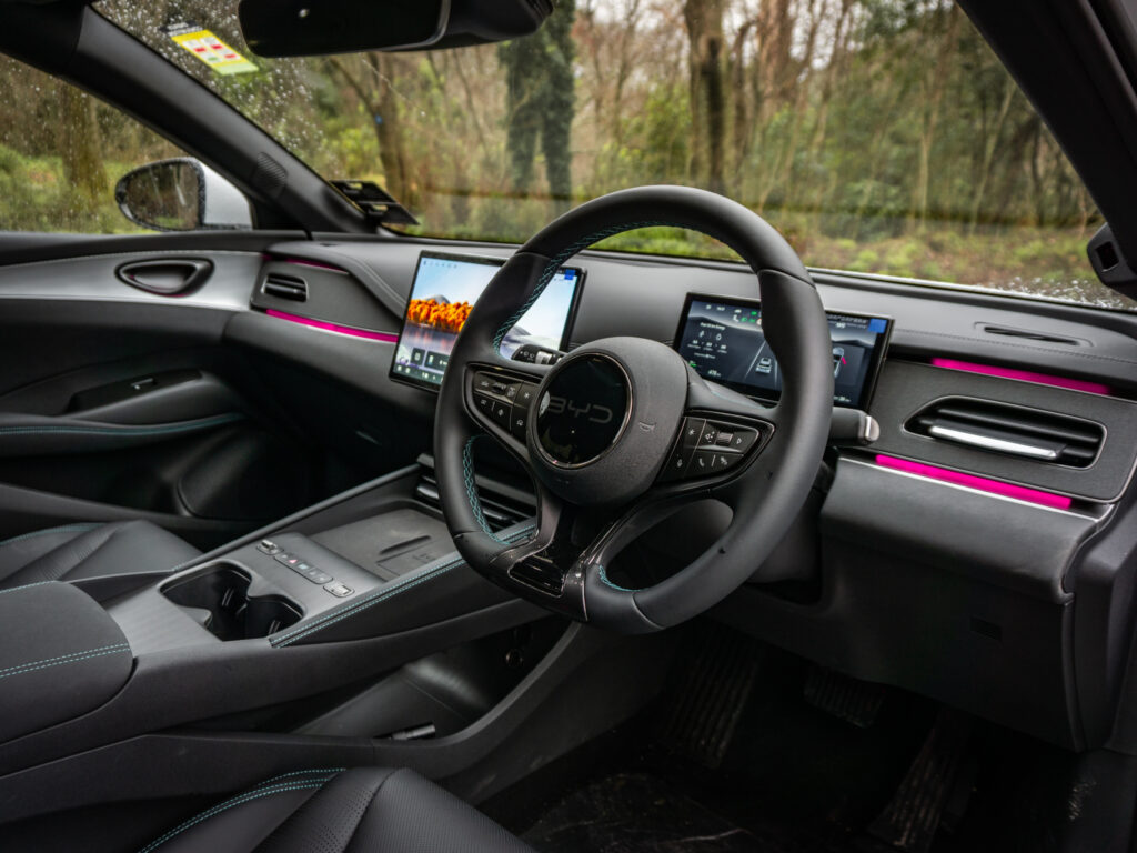 BYD Seal 6 Touring interior dash